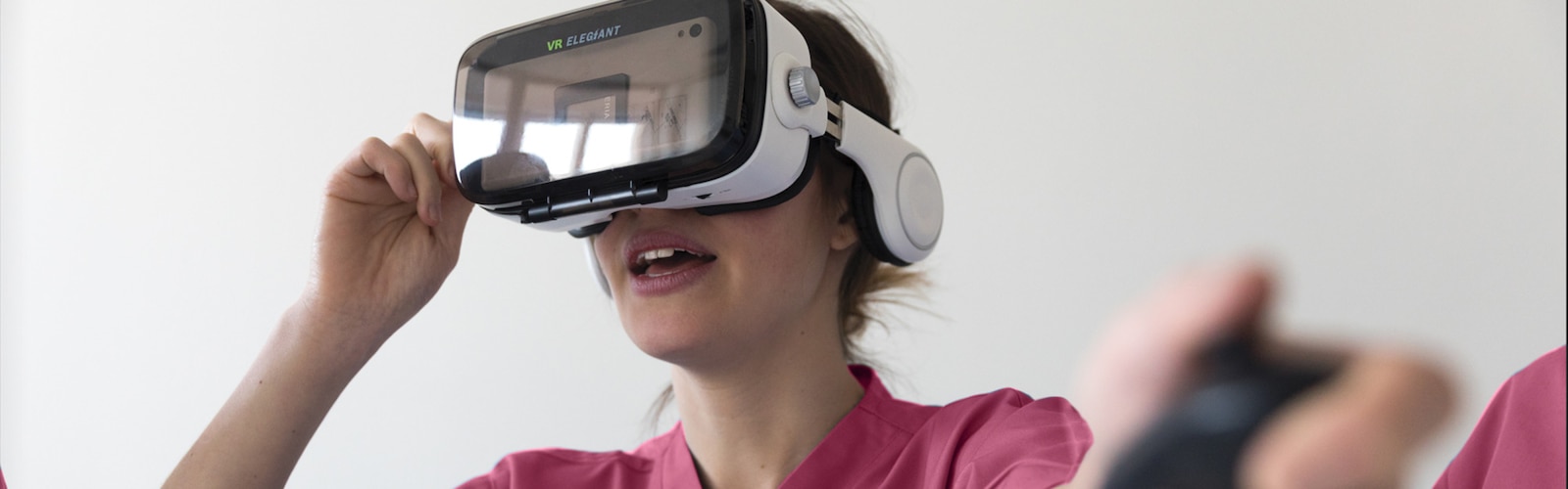 Nurse wearing VR glasses