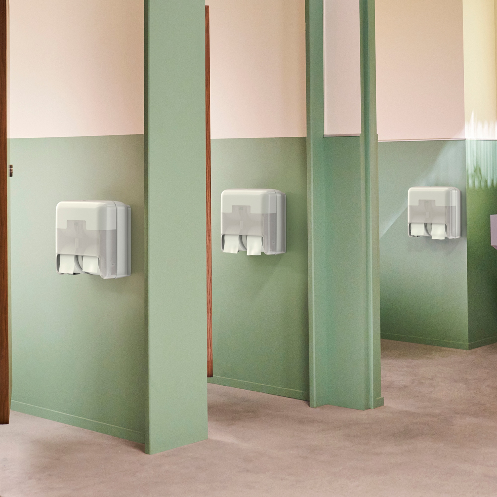 Tork OptiServe® 4-Roll Coreless Toilet Paper Dispenser White T7/T5