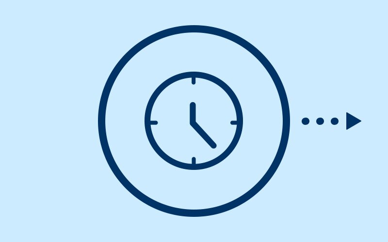 Mørkeblået ikon med ur der syboliserer sparet tid