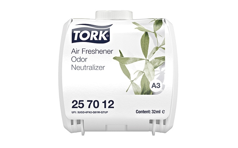 Refill med en etikett hvor det står «Air Freshener Odor Neutralizer»