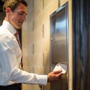 carousel-thumbnail-3