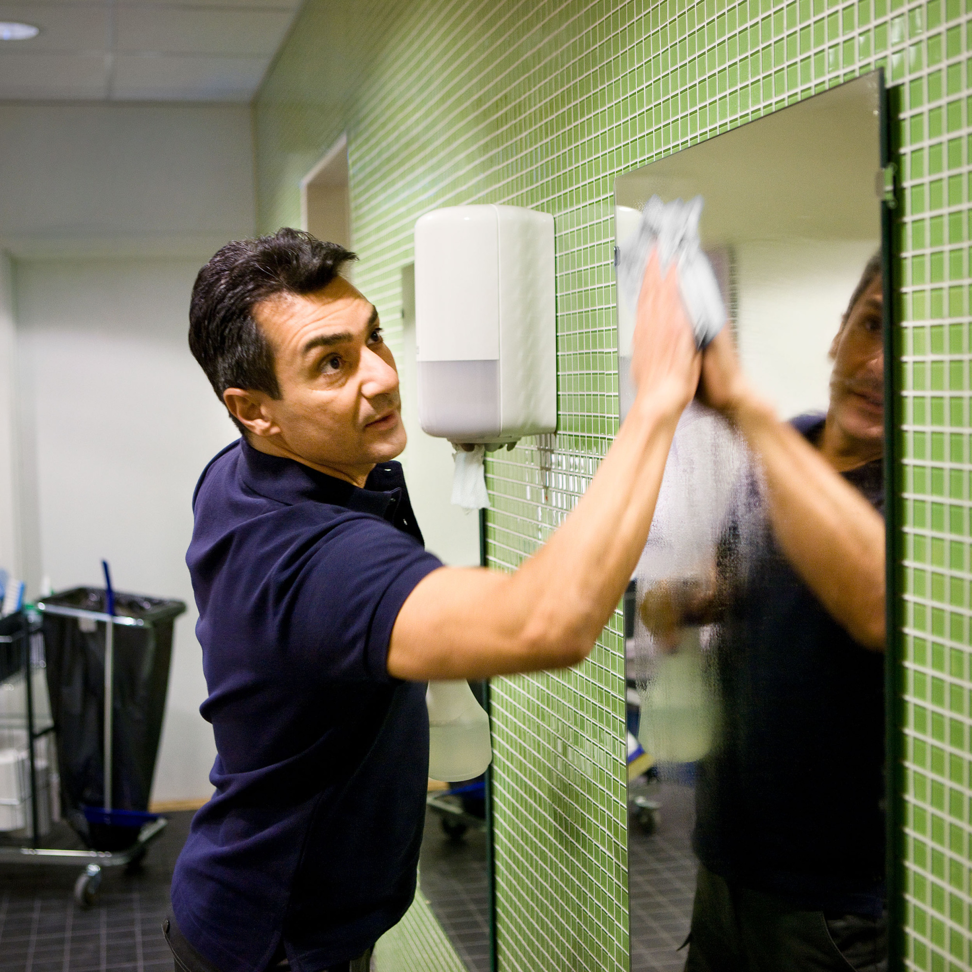 carousel-thumbnail-3