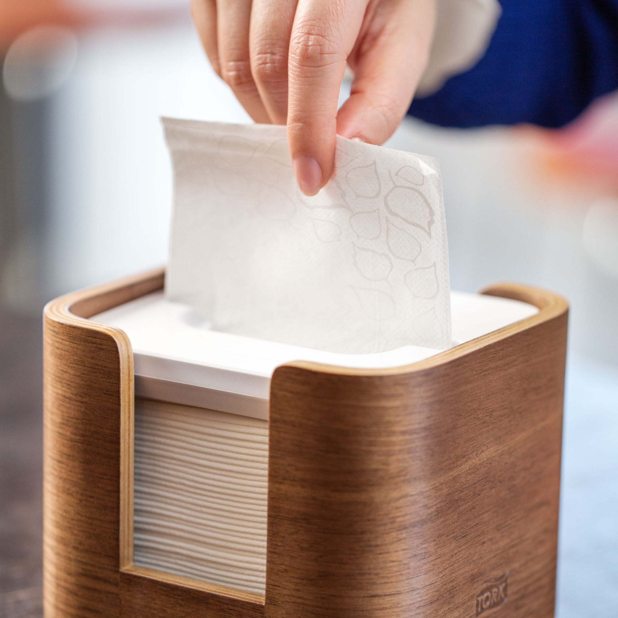 carousel-thumbnail-4