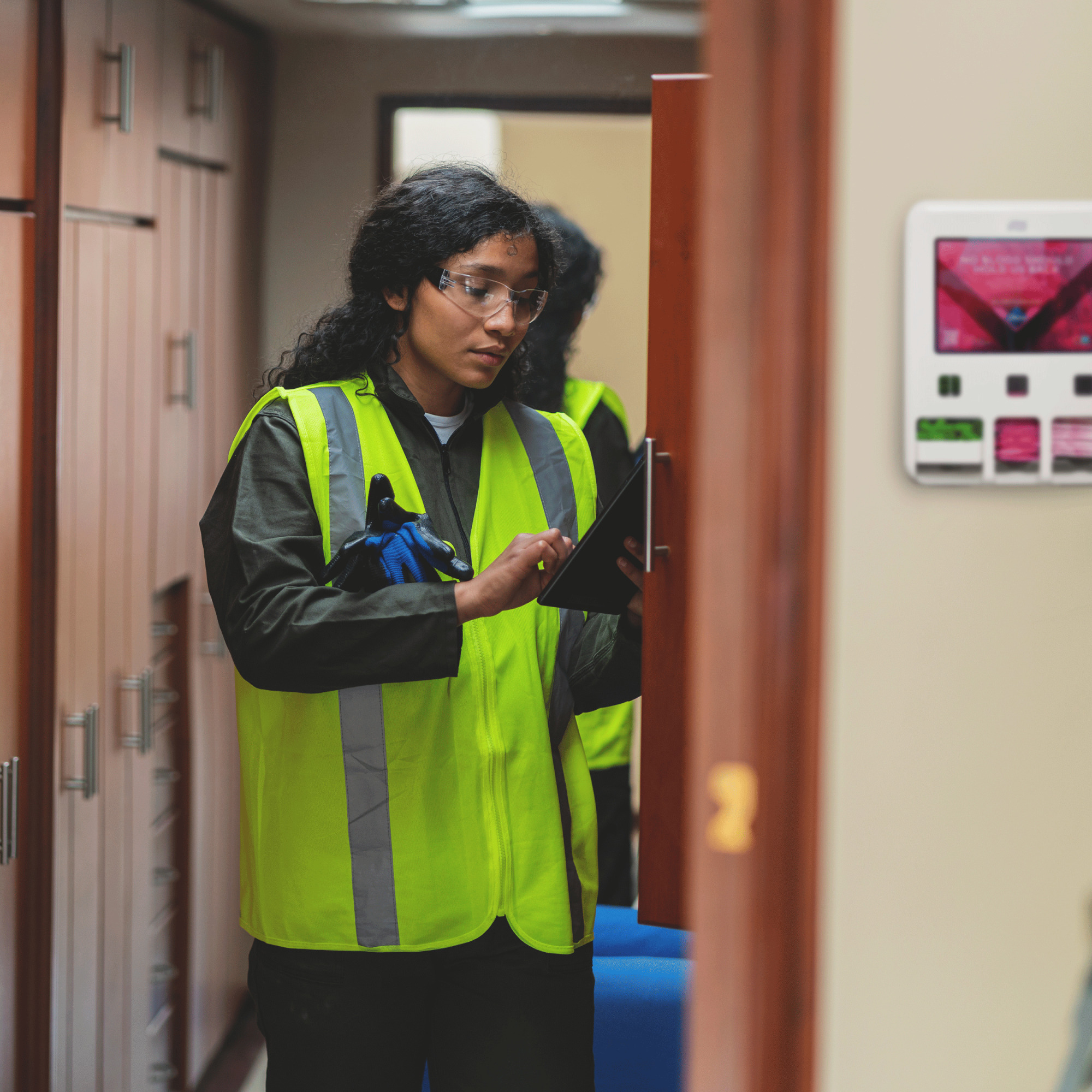 carousel-thumbnail-3