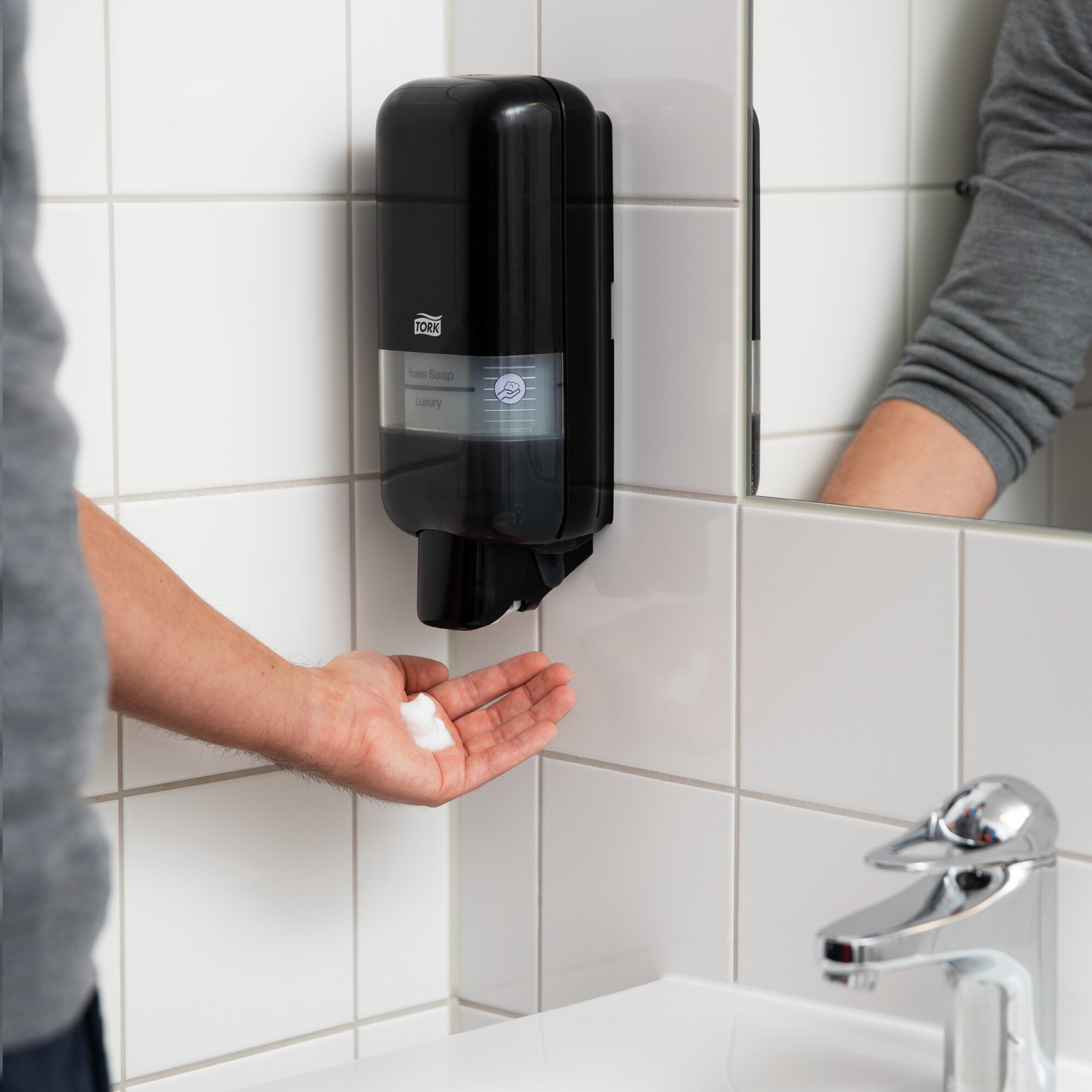 Tork Soap and Sanitiser Dispenser Black S4